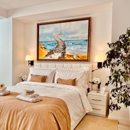 Leo'S Apartments Tirana Garden View Agim Kadrimi エクステリア 写真