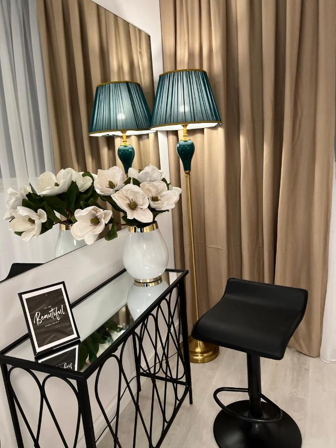 Leo'S Apartments Tirana Garden View Agim Kadrimi エクステリア 写真