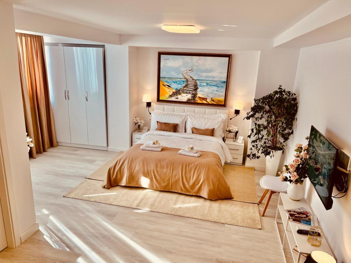 Leo'S Apartments Tirana Garden View Agim Kadrimi エクステリア 写真